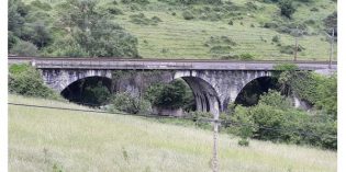 Adif rehabilitará un puente sobre el río Nervión entre Orduña y Amurrio