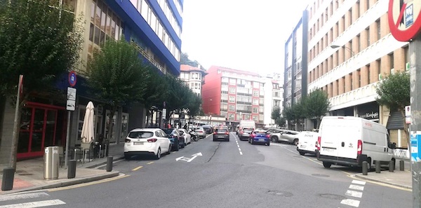 Bilbao inicia la ampliación de aceras en la calle Avenida Madariaga, en Deusto