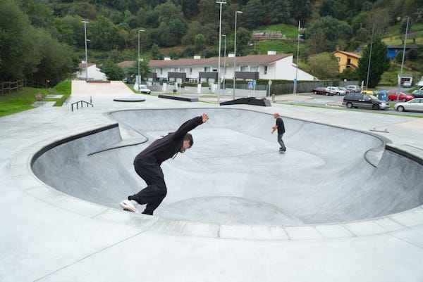 Muskiz estrena el mayor skate park de Meatzaldea