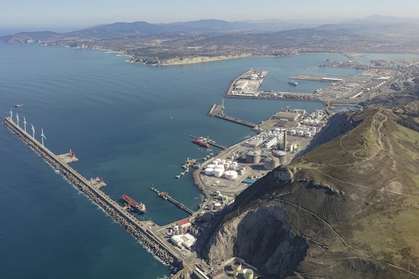 Puerto de Bilbao abordará la última gran ampliación del Abra exterior