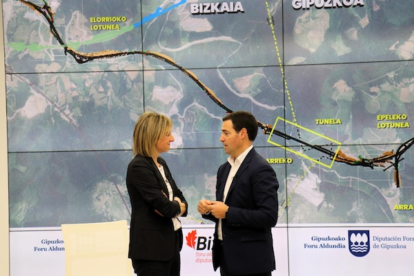 Bizkaia y Gipuzkoa anuncian la construcción de un túnel que salvará el alto de Kanpazar
