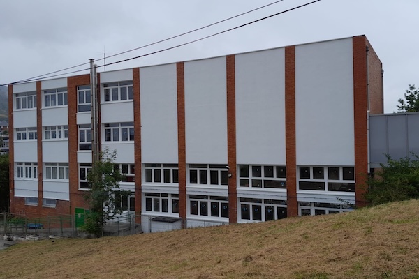 Abanto – Zierbena realizara mejoras en centros escolares del municipio
