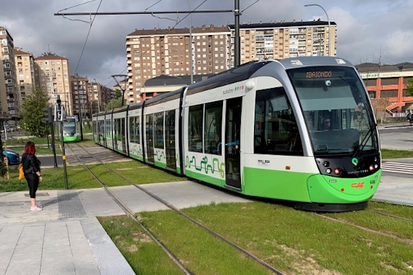 Aprobado definitivamente la actualización del estudio de la ampliación del tranvía de Vitoria a Zabalgana