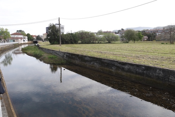 URA arranca las actuaciones en el río Estepona
