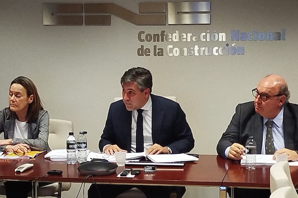 La CNC señala que el absentismo en el sector ha crecido hasta el 6,2%