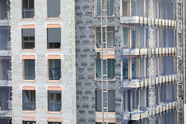 La vivienda nueva iniciada cae un 34% en Euskadi en 2025