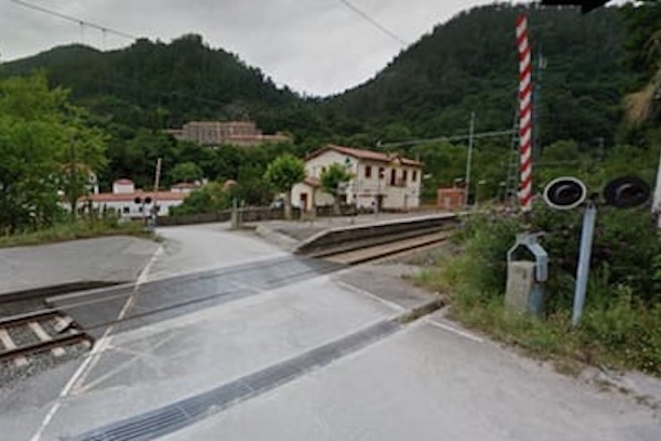 Adif modernizará varios pasos a nivel de la línea Guardo – Balmaseda