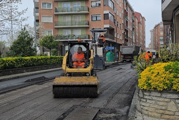 Barakaldo comienza el asfaltado en seis barrios