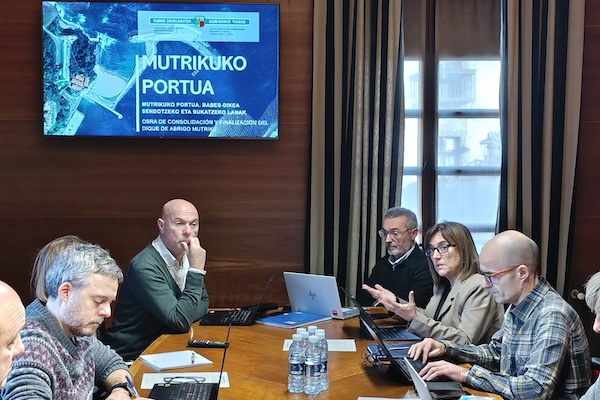 Lakua aumenta hasta los 14 millones las obras en el dique de Mutriku