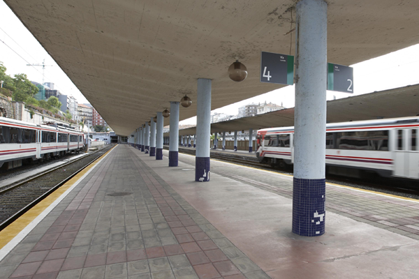 Transportes adjudica un nuevo estudio para mejorar la línea entre Bilbao y Santander