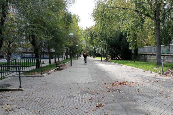 Vitoria adjudica las mejoras del paseo Errekatxiki, en Judimendi