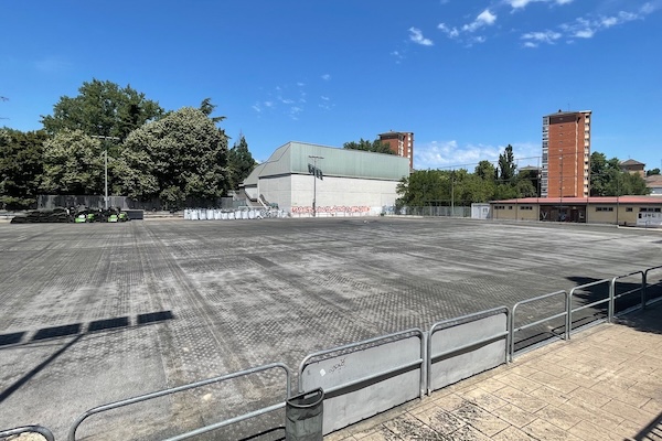Adurtzabal y Zaramaga estrenarán césped artificial para la próxima temporada