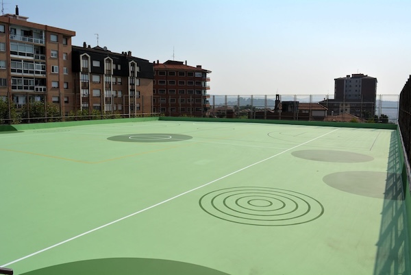 Sestao finaliza la renovación del patio del Colegio Público de Kueto
