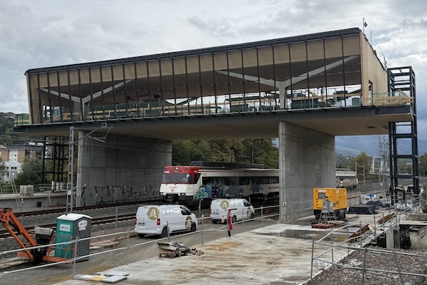 Adif licita la electrificación de la nueva estación de Astigarraga