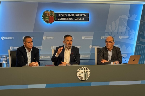 Lakua comprará 510 viviendas a Blackstone para evitar que pierdan su protección oficial