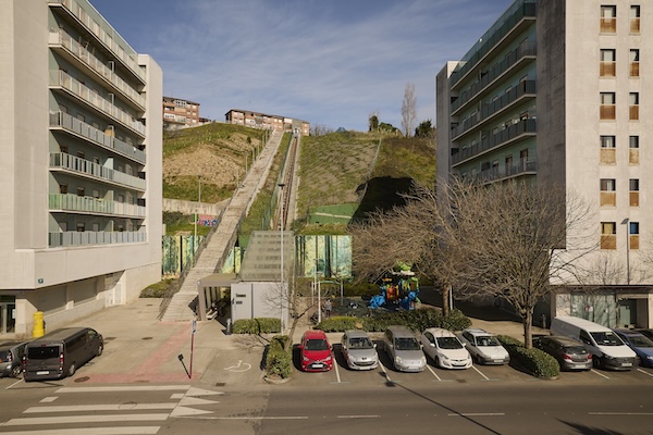 Leioa repara el ascensor que une Txorierri y Lamiako